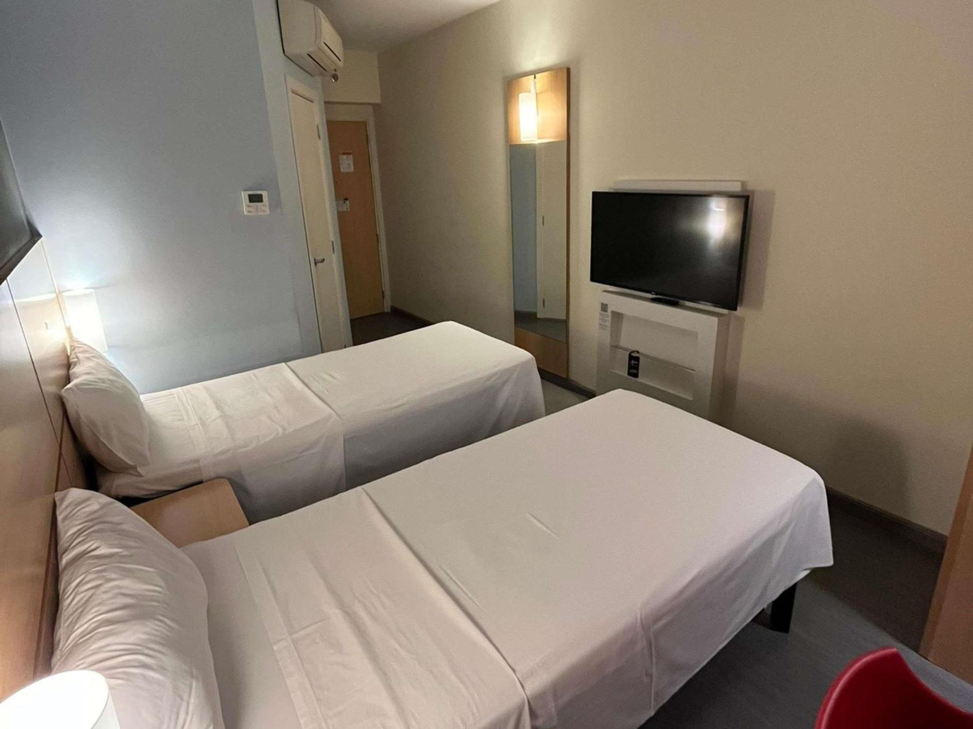 Ibis Catalao Ξενοδοχείο Εξωτερικό φωτογραφία