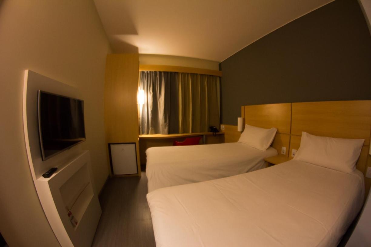 Ibis Catalao Ξενοδοχείο Εξωτερικό φωτογραφία